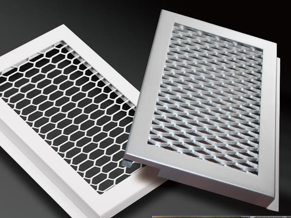 Aluminum mesh panel